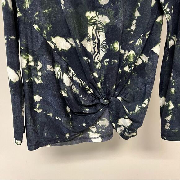 😊 3/$30 Vera Wang Simply Vera line Long sleeve top Front knot/flowy fabric Sz M - Picture 7 of 13